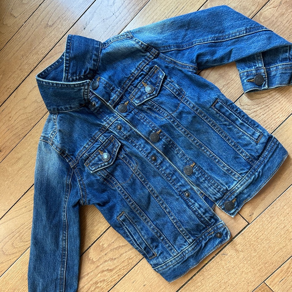 Zara Blue Jean Jacket Classic Denim Style